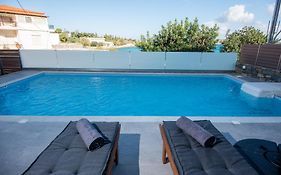 Ammos Lux Apartments Crete