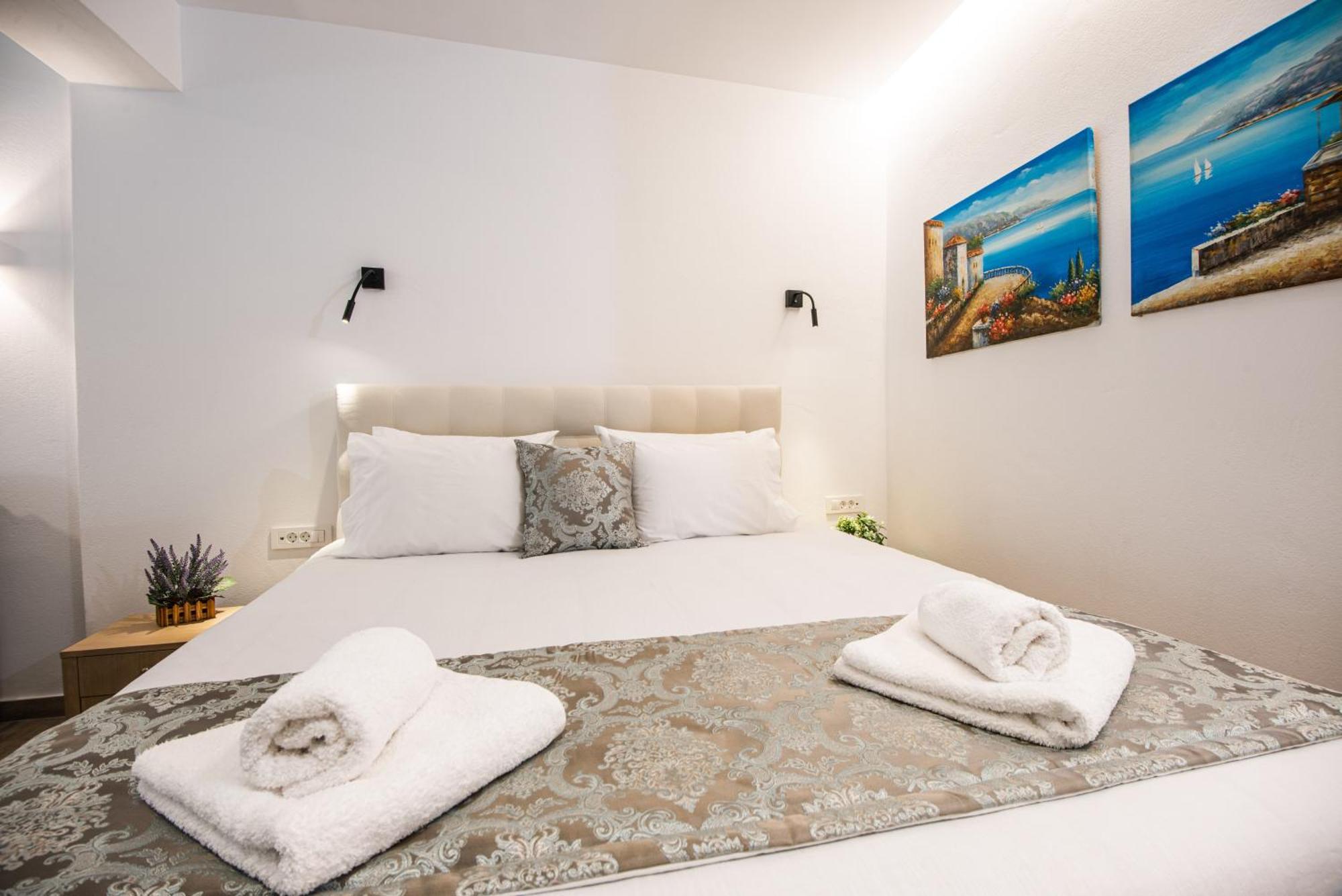 Ammos Lux Apartments Crete Agios Nikolaos  Exterior photo
